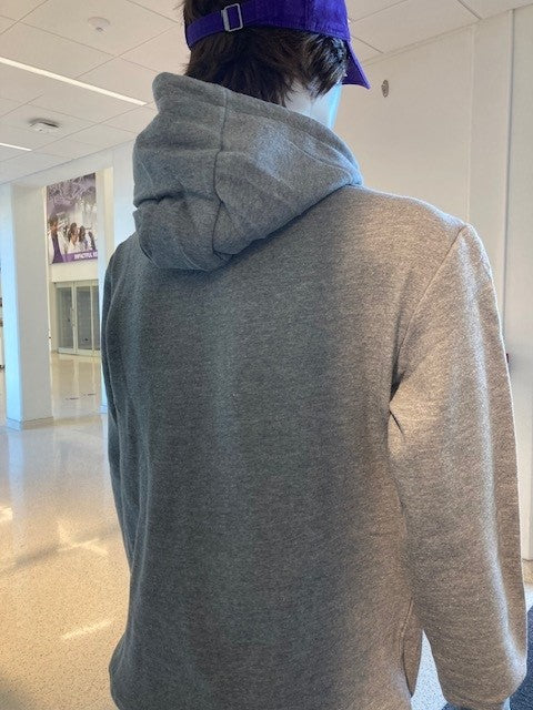 A rear view of the hoodie on the gray Threadfast hoodie. 